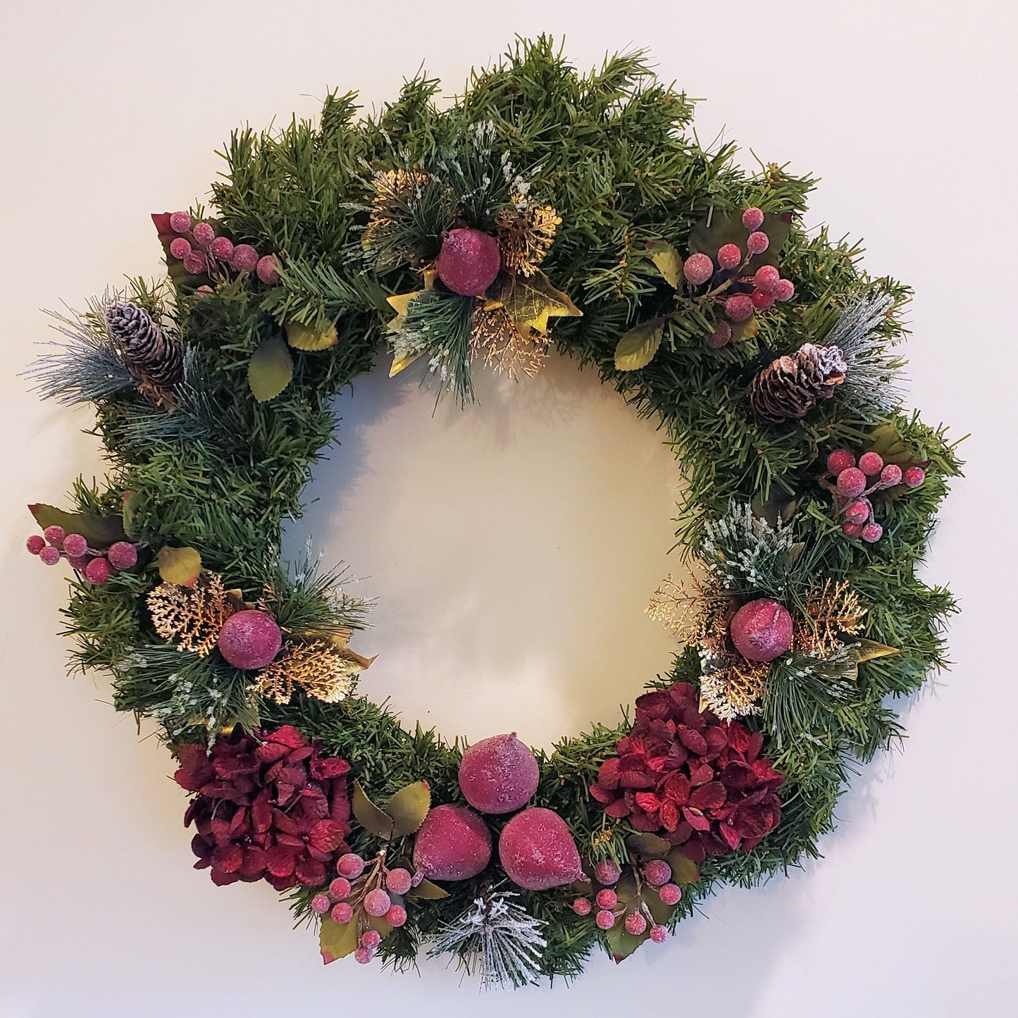 GRFD-118 Old World Style Christmas Wreath