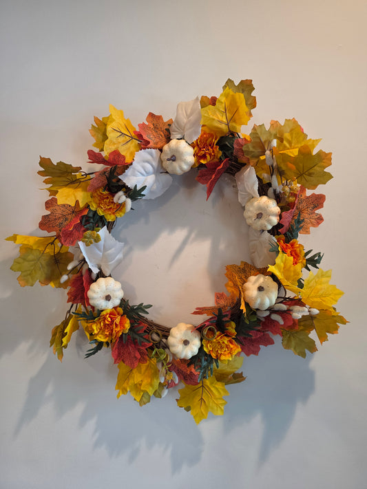 GRFD 112  16-Inch Early Autumn Wreath