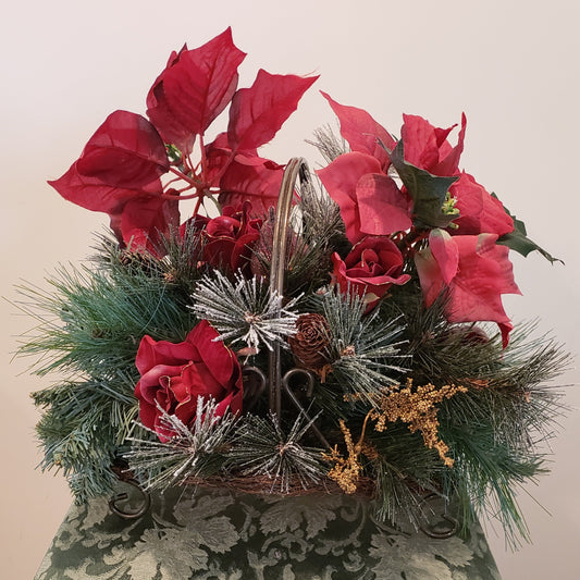 TTD-105 Traditional Christmas Bouquet