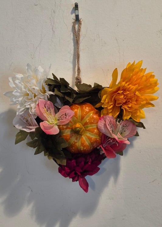 WD-110 Seasonal Wall Decor