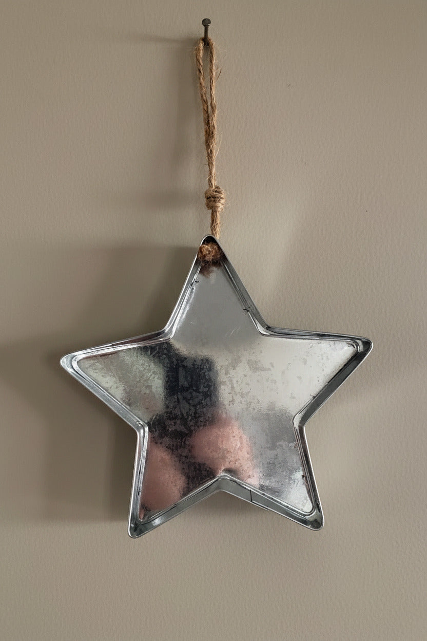 WD-101 Star Tin Cut Out Wall Decor